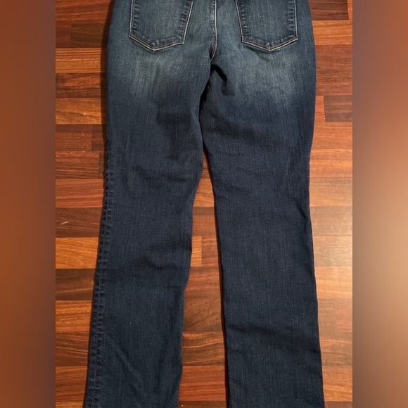 Women’s Eddie Bauer Curvy Straight Jeans Size 12 - Picture 5 of 5